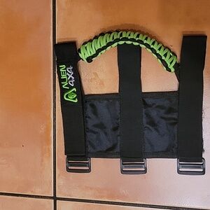 Alien Jeep Grab Bar Handle Strap